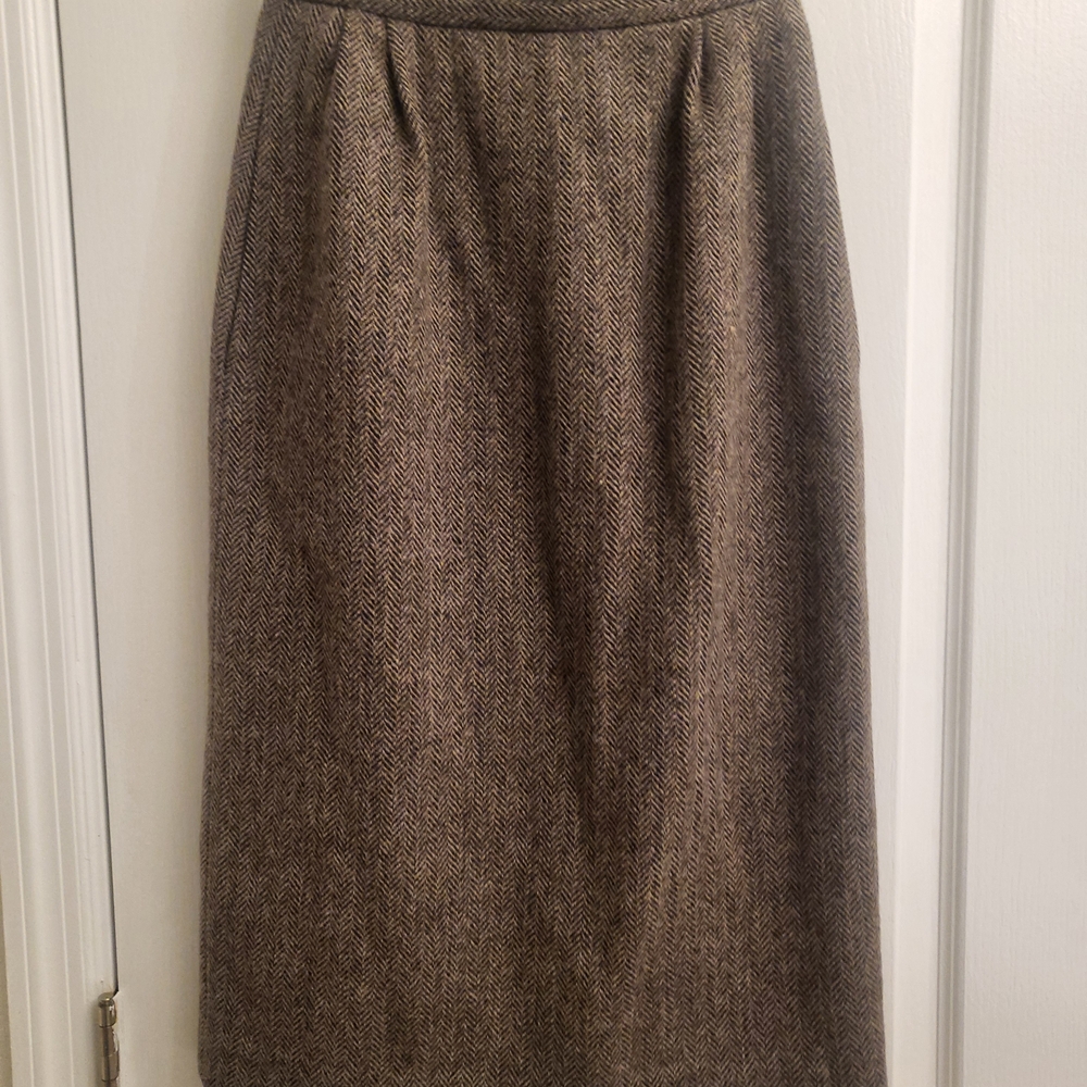 Elegant Brown Herringbone Wool Skirts‎